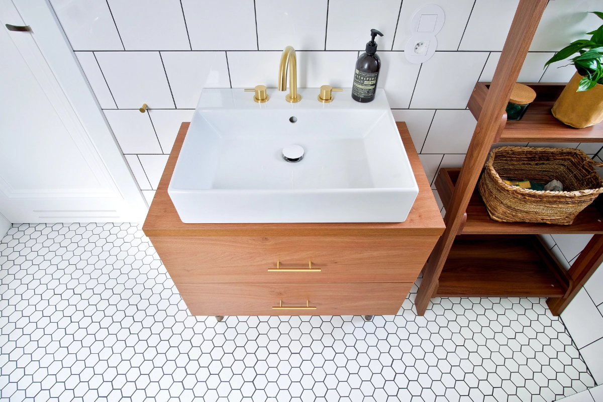 Floor tiles for bathroom