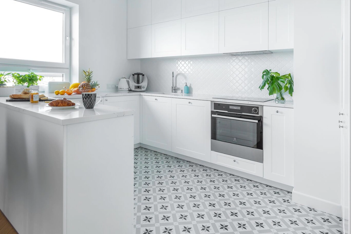 Kitchen tiles for the floor, mosaic/tiles
