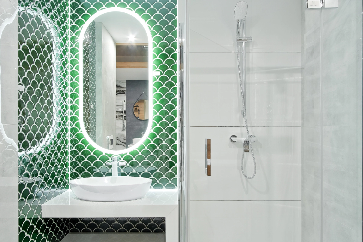 Mosaic bathroom tiles